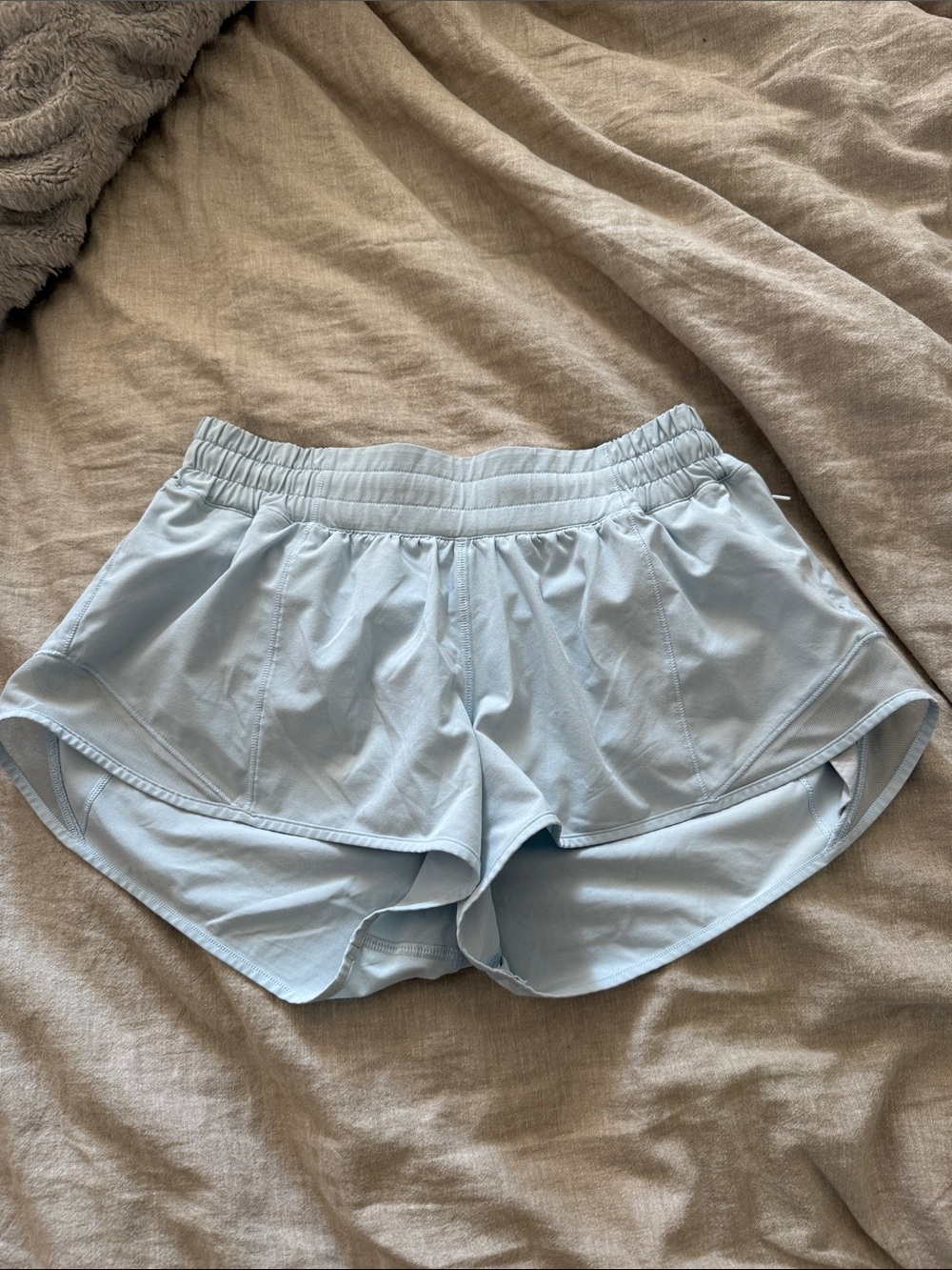 Hotty Hot Low-Rise Lined Short 2.5" in Seafoam
